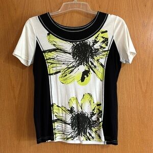 Variations Short-Sleeved Top, Size Small